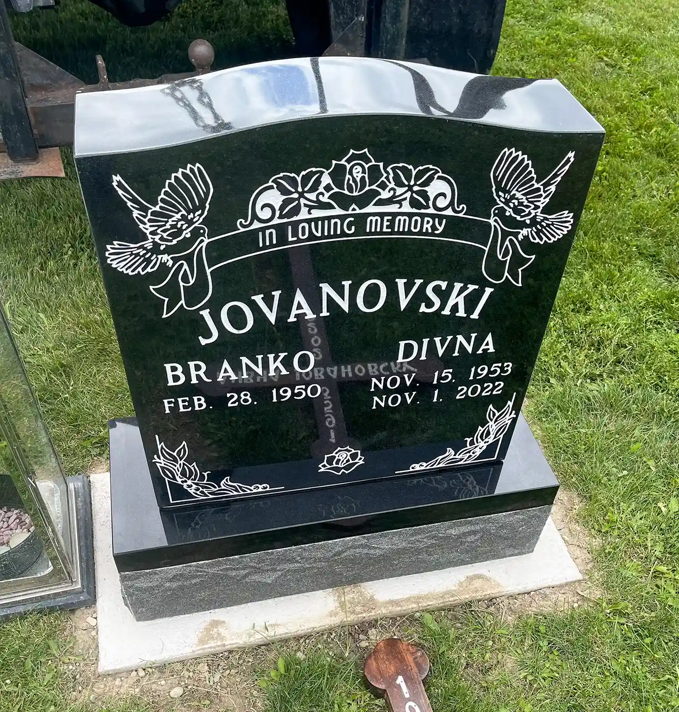 Jovanovski family memorial